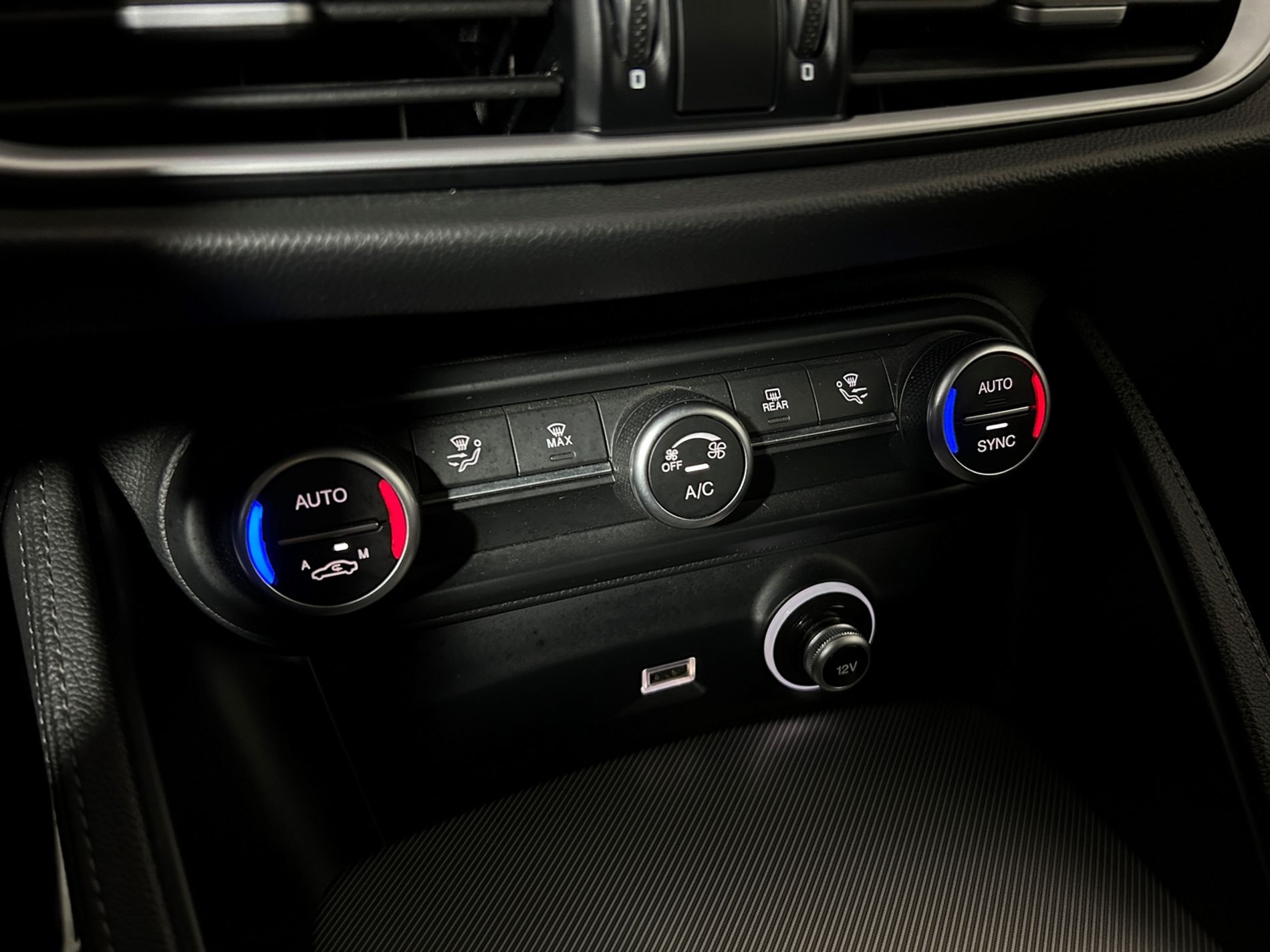 Stelvio 2.2 t Sprint Q4 190cv - Autoviemme